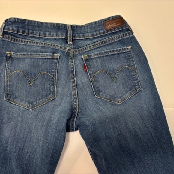 Levis Bold Curve Distressed Bootcut Medium Wash Low Rise Jeans 29"x34" EUC - Picture 4 of 5